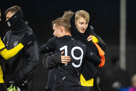Landskronas Vincent Sundbergoch Mjällbys Elliot Stroud