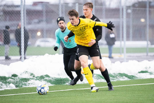 Landskronas Jesper Strid och Mjällbys Elliot Stroud