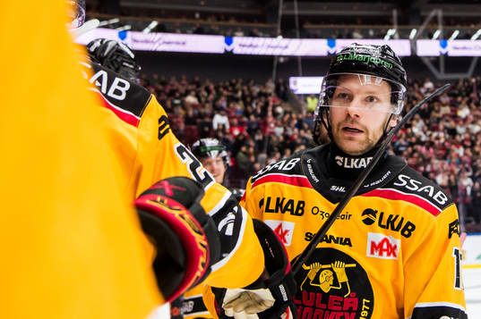 Luleås Einar Emanuelsson jublar