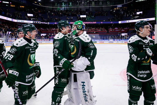Färjestads Jeremy Salvas Groleau och målvakt Victor