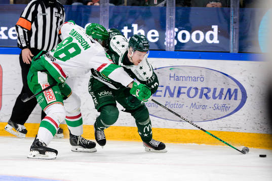 Rögles Brandon Davidson och Färjestads Joel Kellman