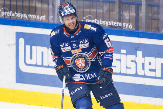 Växjös Eric Martinsson Har ont