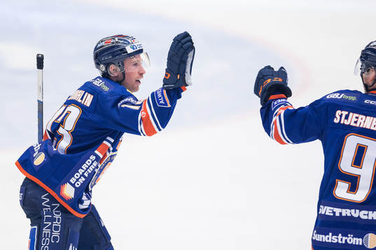 Växjös Dylan McLaughlin jublar
