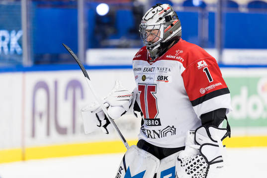 Örebros målvakt Jhonas Enroth deppar