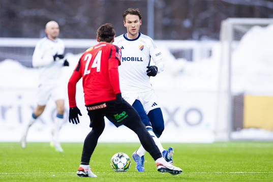 Brommapojkarnas Kevin Ackermann och Djurgårdens Albin Ekdal
