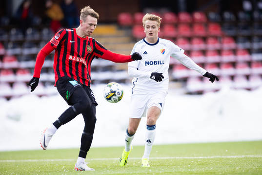 Brommapojkarnas Torbjörn Lysaker Heggem och Djurgårdens