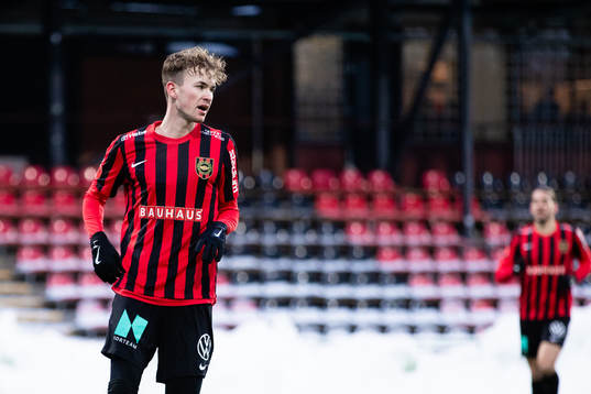 Brommapojkarnas Alexander Johansson jublar