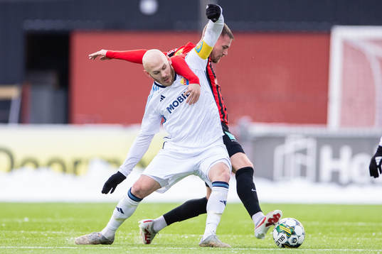 Djurgårdens Magnus Eriksson och Brommapojkarnas Rasmus