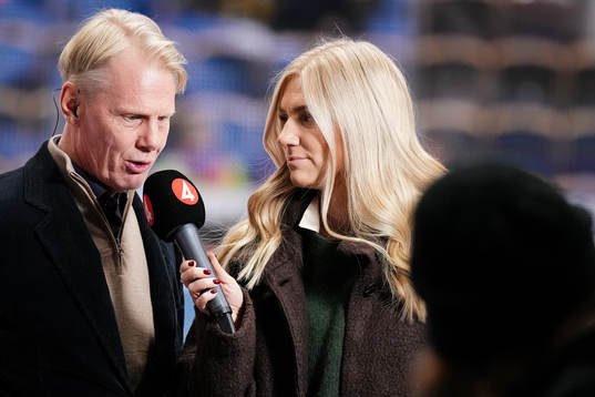 Tv4’s expert Niklas Wikegård och Kajsa Kalméus