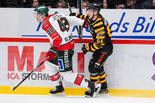 Frölundas Carl Klingberg och Skellefteås Jonathan Pudas