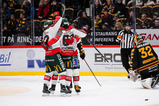 Frölundas Max Friberg , Malte Strömwall och Mikael