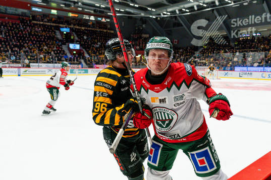 Skellefteås Rickard Hugg och Frölundas Carl Klingberg