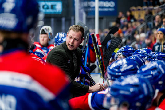 Oskarshamns tränare Martin Filander deppar