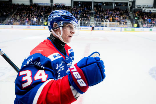 Oskarshamns Olli Palola jublar