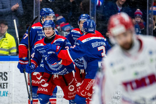 Oskarshamns Olli Palola jublar
