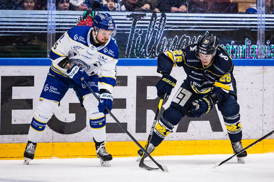 Leksands Lucas Elvenes och HV71s Tommi Tikka