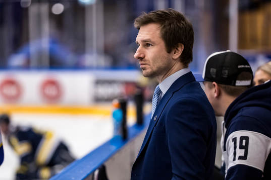 Leksands målvaktstränare Alexander Millner innan