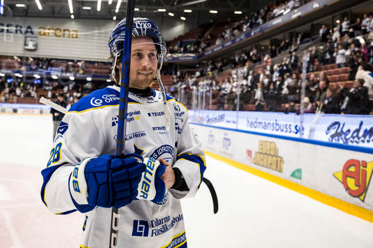 Leksands Justin Glenn Kloos jublar