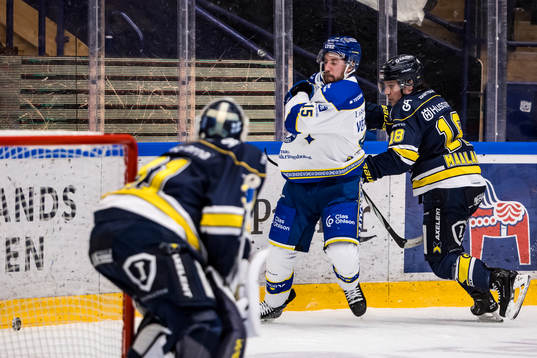 Leksands Max Veronneau och HV71s Kalle Maalahti