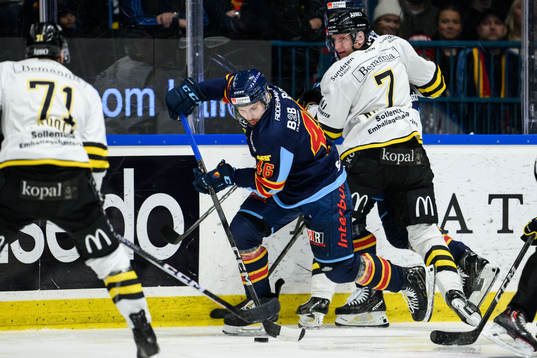 Djurgårdens Albin Grewe och AIKs Filip Windlert