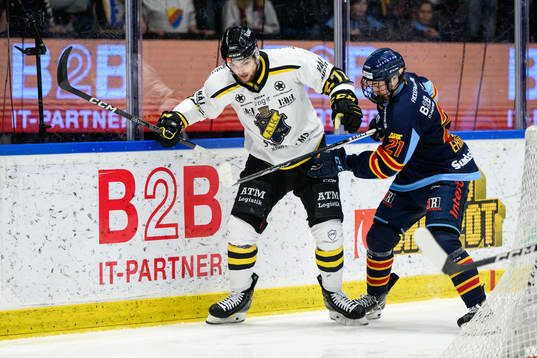 AIKs Branden Troock och Djurgårdens Linus Eriksson