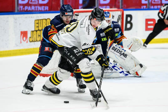 Djurgårdens Axel Andersson och AIKs Rasmus Rudslätt