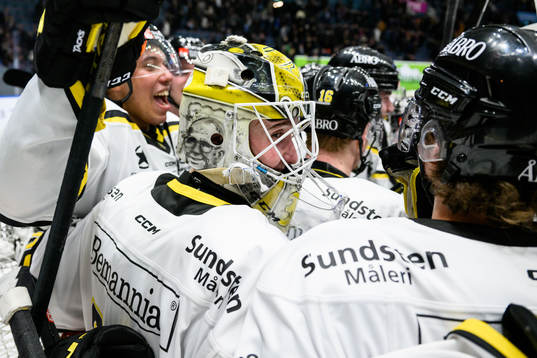 Bläddra bland fler bilder av Ishockey, Hockeyallsvenskan, Djurgården - AIK