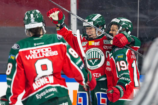 Frölundas Michelle Karvinen jublar