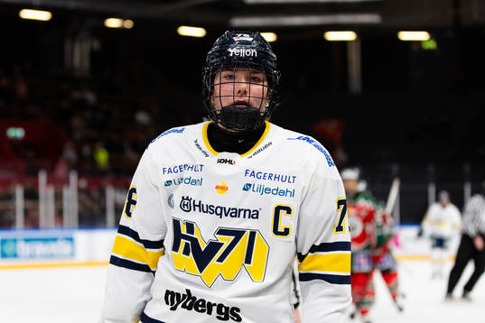 HV71s Elin Svensson deppar