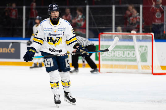 HV71s Suvi Käyhkö deppar