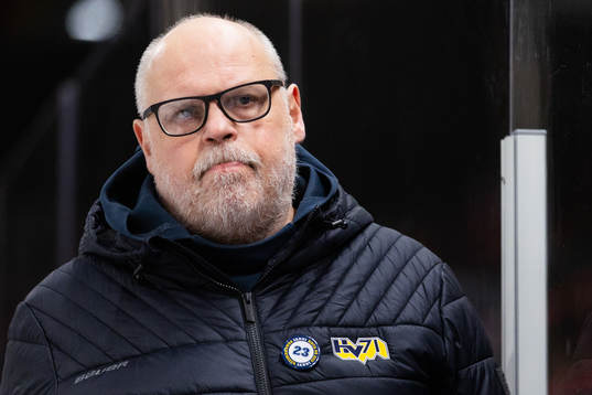 HV71s tränare Ulf Hall