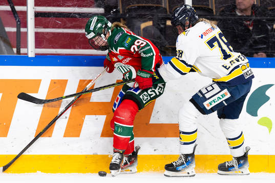 Frölundas Felizia Wikner-Zienkiewicz och HV71s Elin
