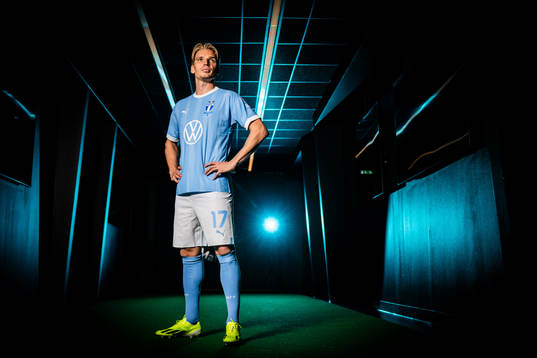 Malmö FF presenterar Jens Stryger Larsen som ny spelare