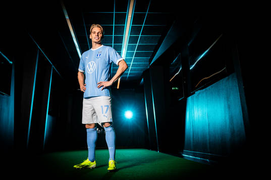 Malmö FF presenterar Jens Stryger Larsen som ny spelare