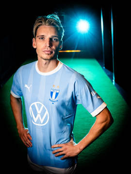 Malmö FF presenterar Jens Stryger Larsen som ny spelare