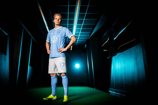 Malmö FF presenterar Jens Stryger Larsen som ny spelare