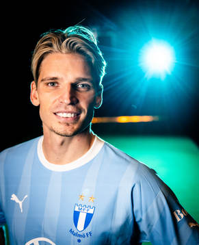 Malmö FF presenterar Jens Stryger Larsen som ny spelare