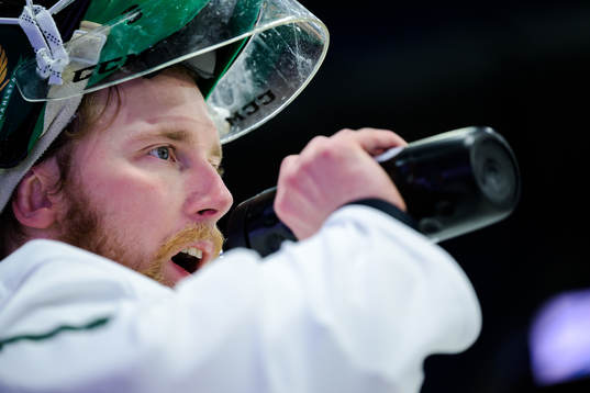 Färjestads målvakt Victor Brattström