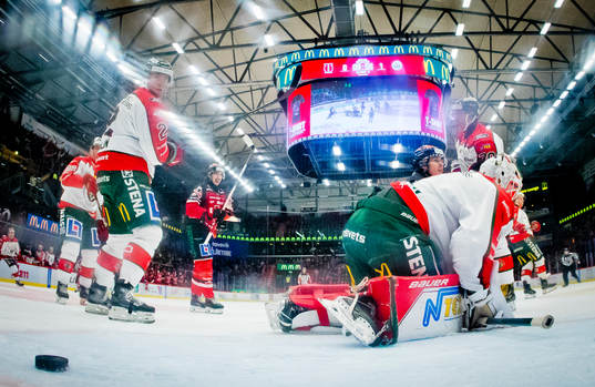 Frölundas Christian Folin och målvakt Lars Johansson