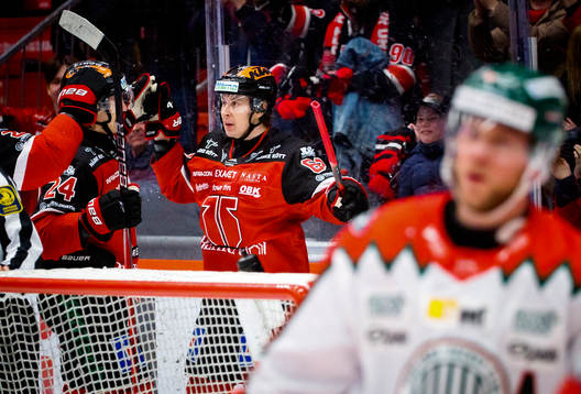Örebros Robert Leino jublar vid 1-1