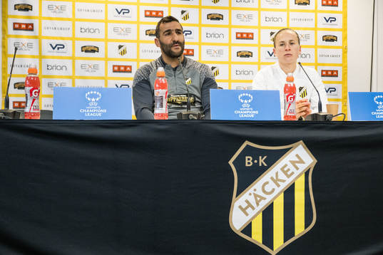 Head coach Mak Lind and Filippa Curmark of Häcken