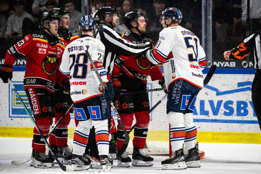 Luleås Juhani Tyrväinen och Växjös Emil Sylvegård