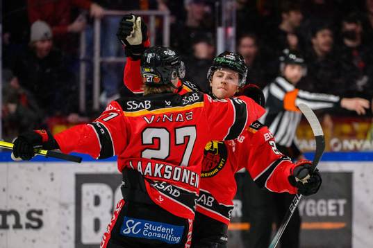 Luleås Jesper Sellgren jublar
