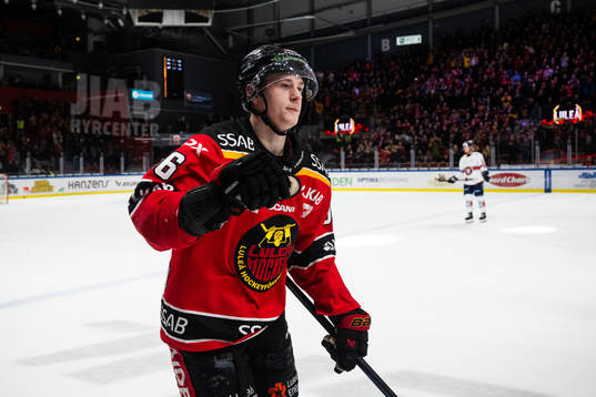 Luleås Pontus Andreasson jublar