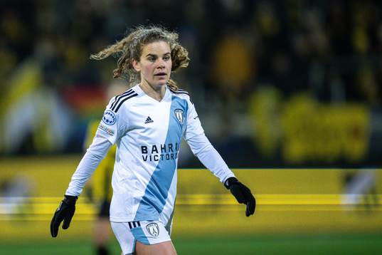 Dapnhe Corboz of Paris FC