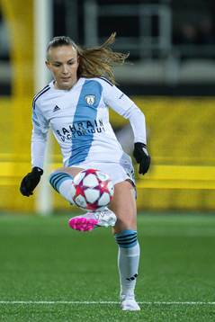 Julie Dufour of Paris FC