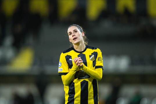 Clarissa Larisey of Häcken looks dejected