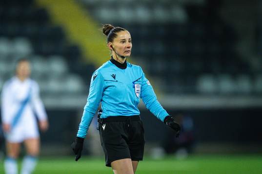Referee Iuliana Demetrescu