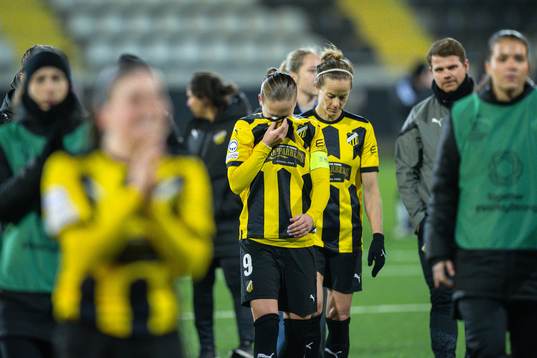 Filippa Curmark and Aivi Luik of Häcken look dejected