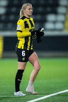 Josefine Rybrink of Häcken with bangage round her foot